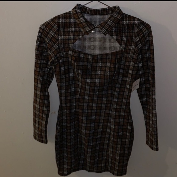 Plaid Long Sleeve Mini Dress With Front Slit - Picture 4 of 5